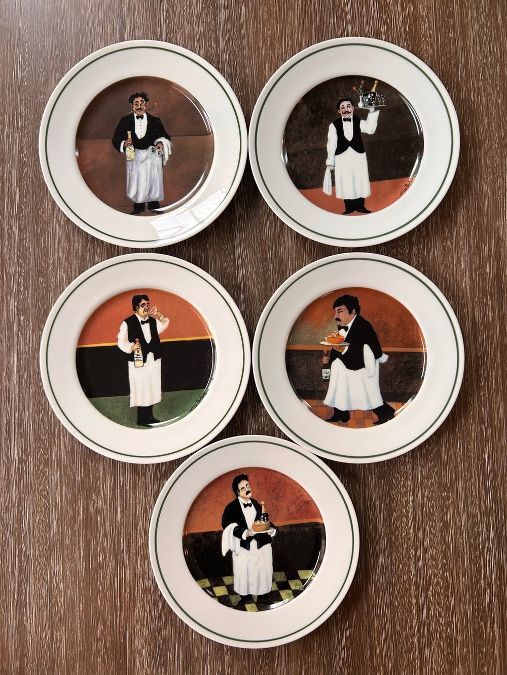 Williams Sonoma Set of 5 Sommelier Salad Plates